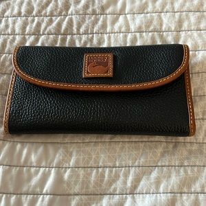 Dooney Bourke Wallet